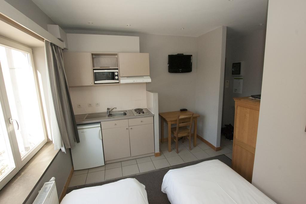 Piano 2 - Mont-st-guibert - Louvain-la-neuve Hotel 2*