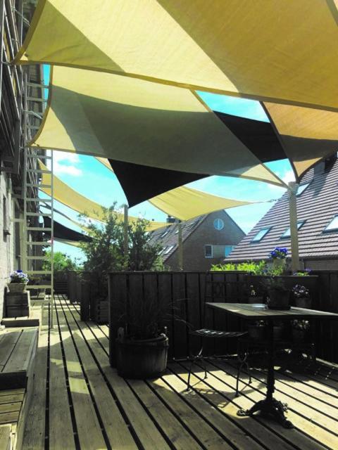 Hotel Piano 2 - Mont-st-guibert - Louvain-la-neuve