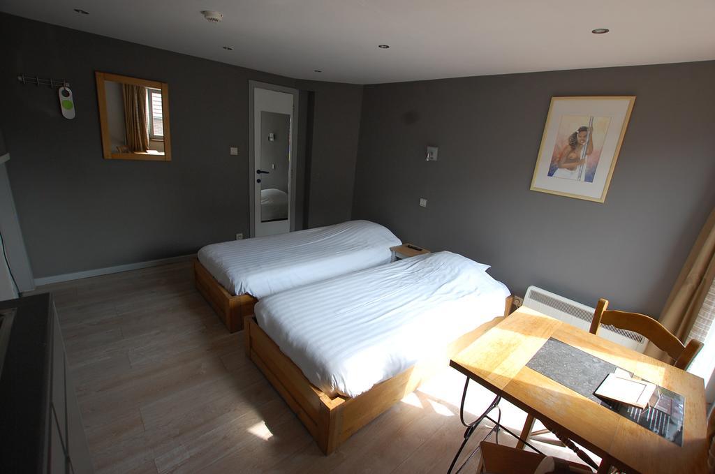 Hotel Piano 2 - Mont-st-guibert - Louvain-la-neuve 2*