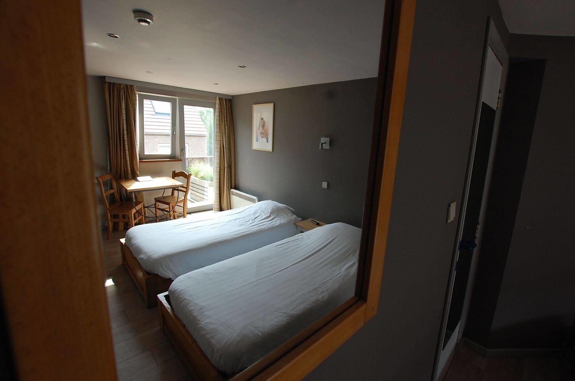 Hotel Piano 2 - Mont-st-guibert - Louvain-la-neuve 2*