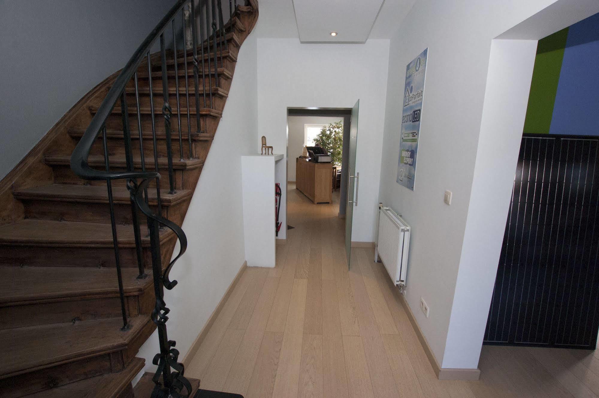 Hotel Piano 2 - Mont-st-guibert - Louvain-la-neuve